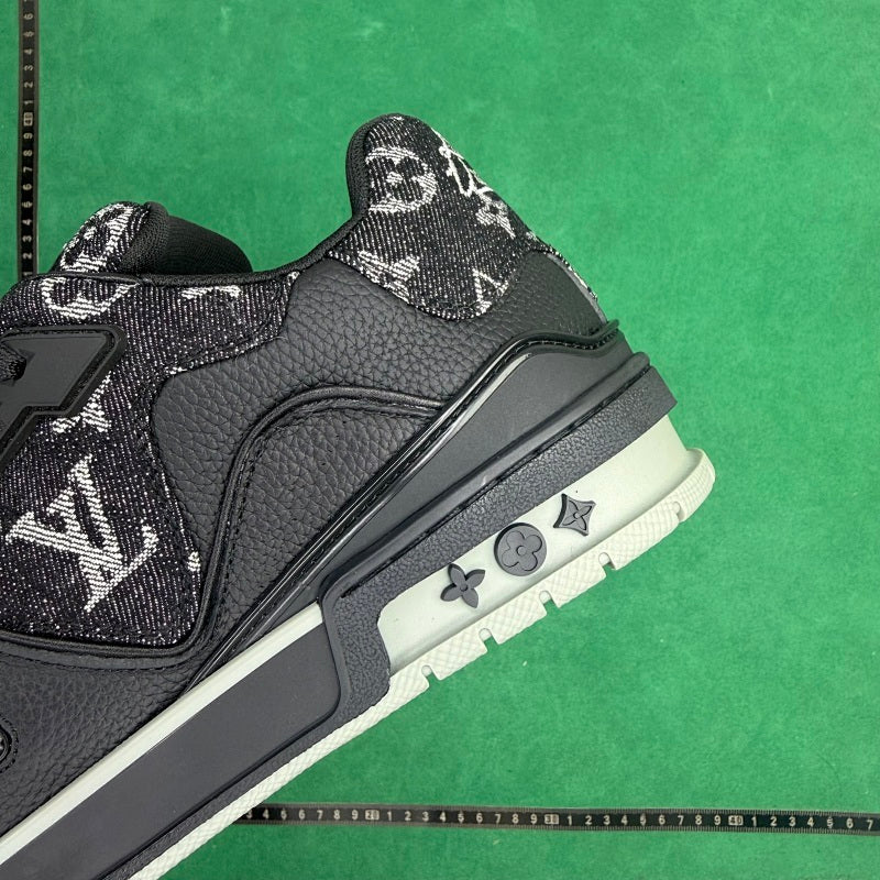 Louis Vuitton  - TT Trainer