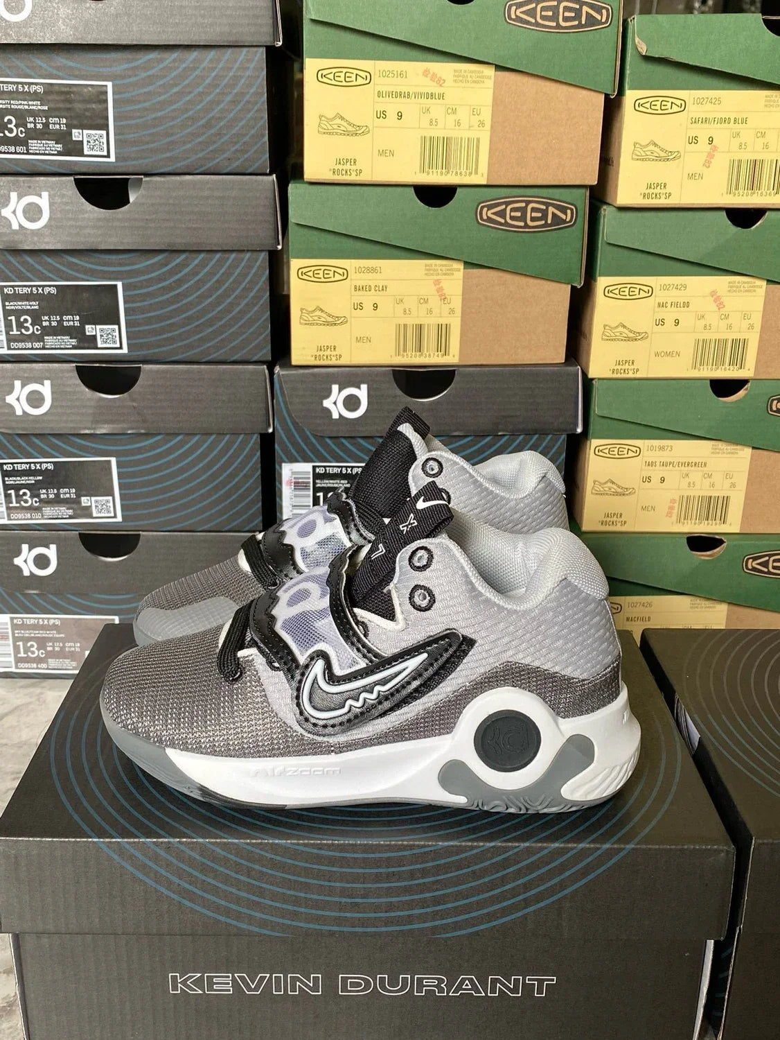 （28-39）N克KD Trey 5X魔术贴系带实战儿童篮球鞋运动鞋新款童鞋A221 收藏