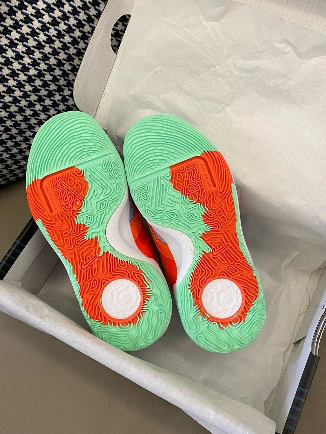 （28-39）N克KD Trey 5X魔术贴系带实战儿童篮球鞋运动鞋新款童鞋A221 收藏